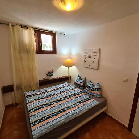 Vida Loca Only 190 Meters To The Sea, Balcony, Sea View, Pool, Wifi Appartamento Playa Feñabe Esterno foto